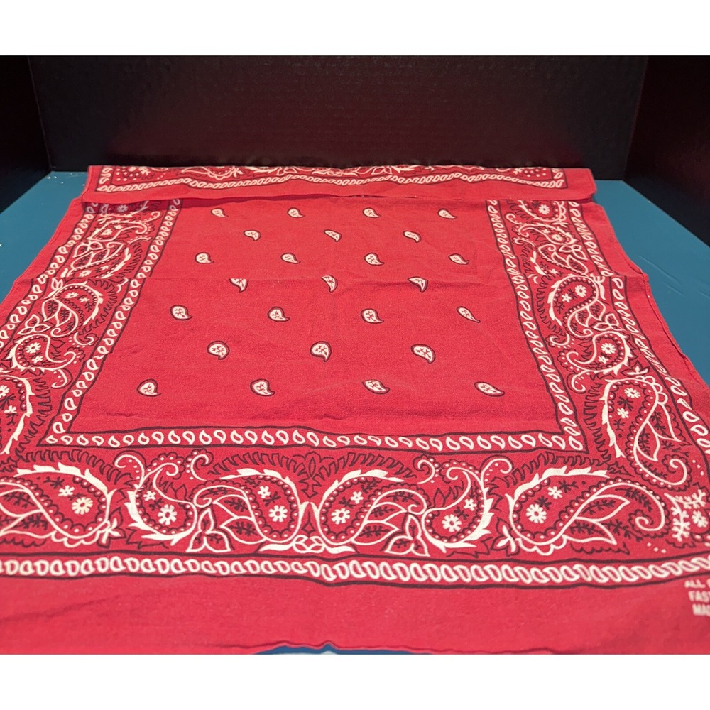 Vintage Red Bandana RN 13960 Fast Color Made in USA 100% Cotton Handkerchief